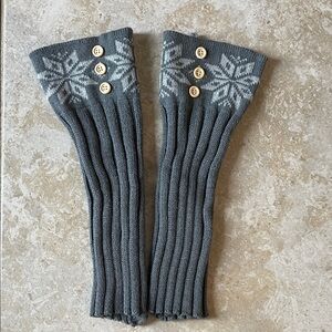 Gray Knit Leg Warmers with Snowflake Design